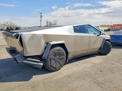 2025 TESLA CYBERTRUCK, фото 3, лот 10855737