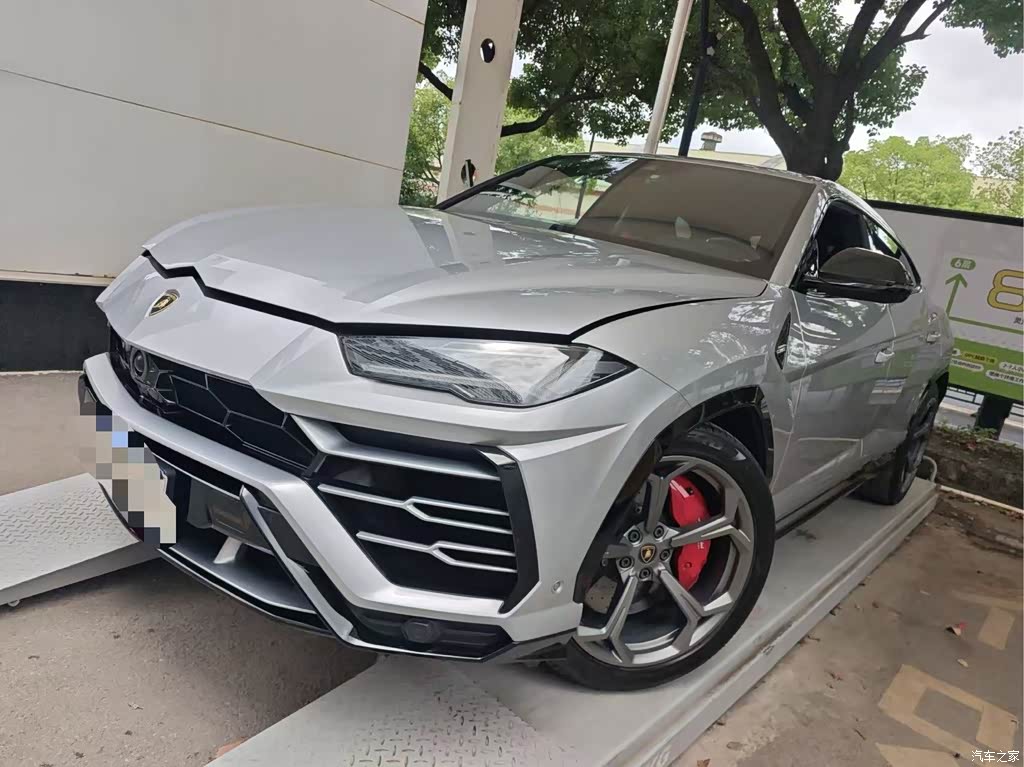 2018 Lamborghini Urus 4.0T V8, фото 1, лот 10448850