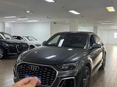2021 Audi Q5L Sportback 40 TFSI Fashion, фото 1, лот 10423219
