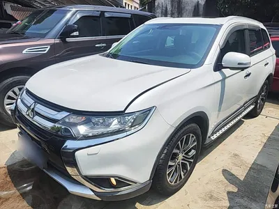 2016 Mitsubishi Outlander 2.4L 4WD Elite Edition 5-seater, фото 2, лот 10340493