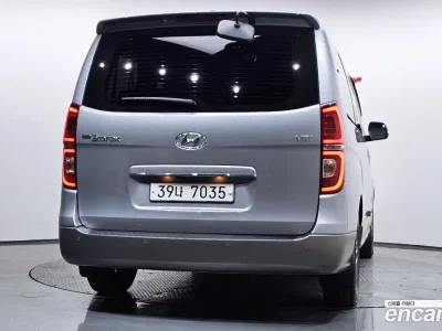 2019 Hyundai Starex Urban 9-Seater, фото 3, лот 10192380