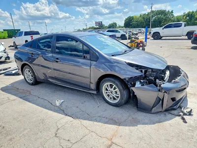 2016 TOYOTA PRIUS TWO, фото 4, лот 10550392