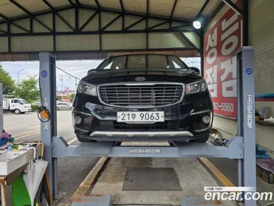 2018 Kia Canival 9-seater Prestige, фото 1, лот 11144277
