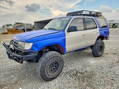 1999 TOYOTA 4RUNNER SR5, фото 1, лот 10983132