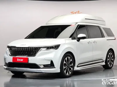 2022 Kia Canival Diesel 9-Seater Hi-Limousine, фото 1, лот 10774155