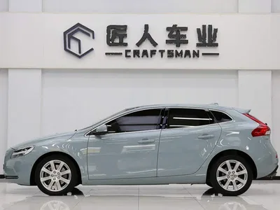 2018 Volvo V40 T3 R-Design Edition, фото 4, лот 10361360