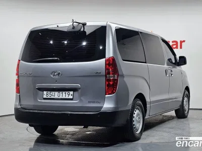 2019 Hyundai Starex Van 3-Seater, фото 1, лот 10192453