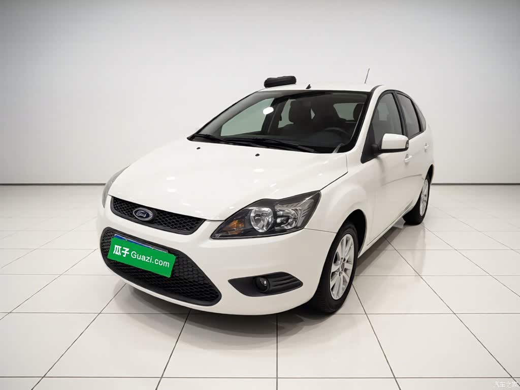 2013 Ford Focus Hatchback Classic 1.8L Automatic Base, фото 1, лот 11225285