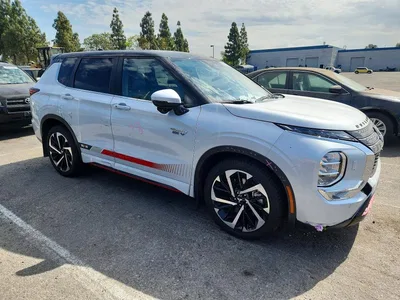 2023 MITSUBISHI OUTLANDER SE, фото 4, лот 10683958