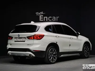 2022 BMW X1 xDrive 20i xLine, фото 1, лот 10065195