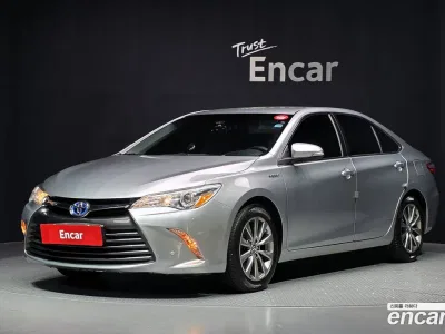 2017 Toyota Camry Hybrid LE, фото 1, лот 10216515