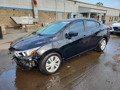 2020 NISSAN VERSA S, фото 1, лот 10743340