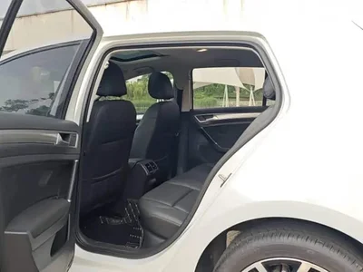 2020 Volkswagen Golf 200TSI DSG Comfort, фото 4, лот 10445673