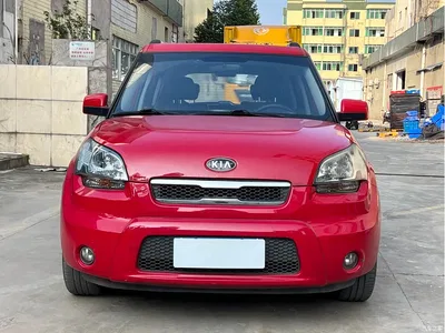 2010 Kia Soul 1.6L AT GLS, фото 1, лот 10332130