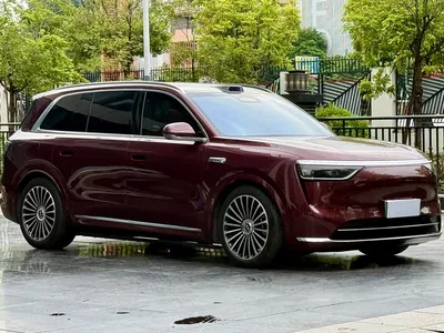 2025 AITO Wenjie AITO M8 Model Extended Range Ultra Edition 53.4kWh 5-Seater, фото 3, лот 10278475