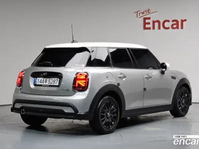 2024 Mini Cooper 5Door Classic, фото 1, лот 10099583