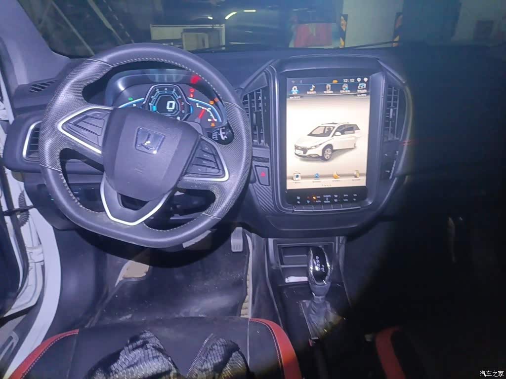 2017 Luxgen U5 SUV 1.6L CVT Flagship Edition, фото 3, лот 11153987