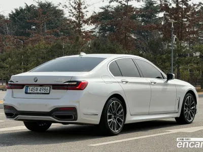 2021 BMW 7-Series 740d xDrive M Sport, фото 2, лот 10143146