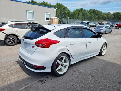 2017 FORD FOCUS ST, фото 3, лот 10535924