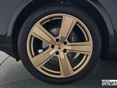 2025 Porsche Cayenne 3.0 Coupe, фото 4, лот 10092809