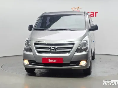 2016 Hyundai Starex 12-Seater Wagon, фото 2, лот 10192036