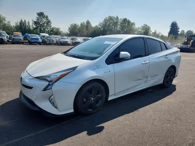 2017 TOYOTA PRIUS THREE TOURING, фото 1, лот 10576551