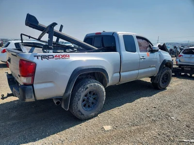 2017 TOYOTA TACOMA TRD OFF-ROAD, фото 3, лот 10581307