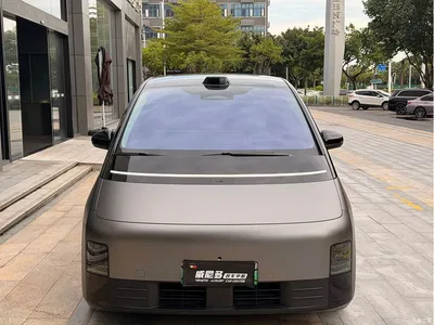 2024 Li Auto MEGA Ultra, фото 2, лот 10445931