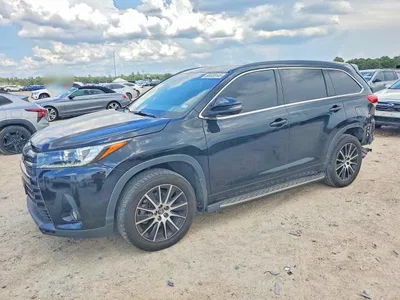 2017 TOYOTA HIGHLANDER SE, фото 1, лот 10520177