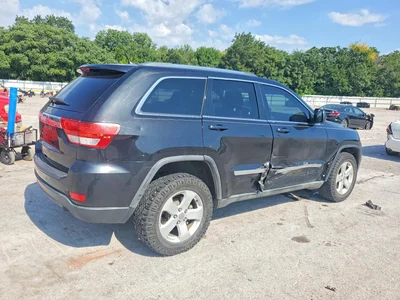 2011 JEEP GRAND CHEROKEE LAREDO, фото 3, лот 10783694