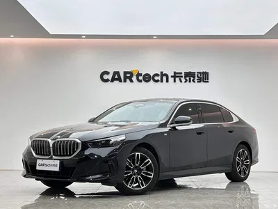 2025 BMW 5 Series 530Li Leading M Sport Package, фото 1, лот 11499402