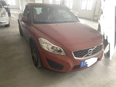2012 Volvo C30 2.0L Aktiv Dynamic Pack, фото 2, лот 10403851