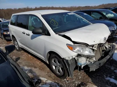 2015 TOYOTA SIENNA, фото 4, лот 10559786
