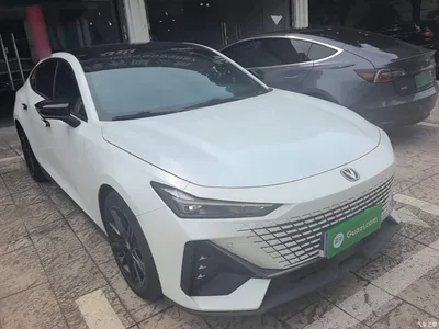 2022 Changan UNI-V 1.5T Premium Model, фото 4, лот 10253178