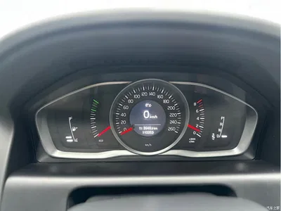 2016 Volvo XC60 T5 Zhijin Edition, фото 3, лот 10361631