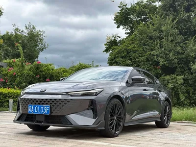 2024 Changan UNI-V 1.5T Deluxe Sport, фото 1, лот 10247687