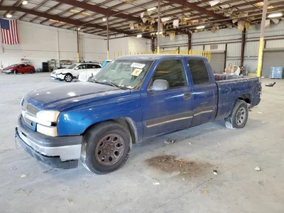 2003 CHEVROLET SILVERADO C1500, фото 1, лот 10981138