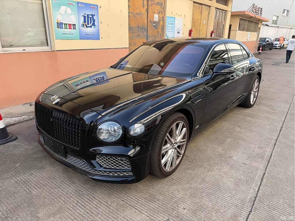 2020 Bentley Flying Spur 6.0T W12 Standard Edition, фото 1, лот 11187316