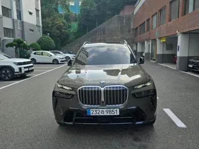 2025 BMW X7 xDrive 40d M Sport 7 STR, фото 3, лот 10112391