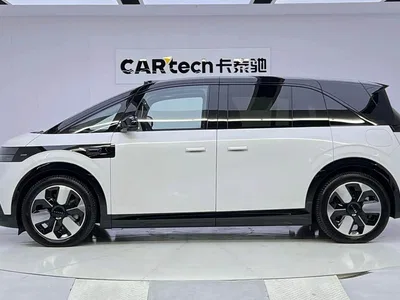 2025 ZEEKR MIX Smart Driving Edition, фото 4, лот 10290517
