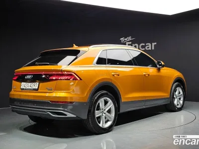 2021 Audi Q8 45 TDI Quattro Premium, фото 2, лот 10088533