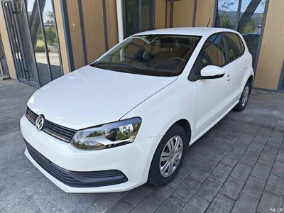 2016 Volkswagen Polo 1.4L Manual Trend, фото 2, лот 10465431