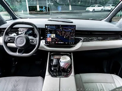 2024 ZEEKR 009 6-seat Executive AWD 108kWh, фото 4, лот 11216286
