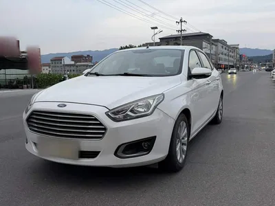 2015 Ford Escort 1.5L Manual Fashion, фото 1, лот 10301297