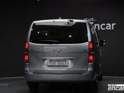 2015 Hyundai Starex 12-Seater Wagon, фото 3, лот 10193097