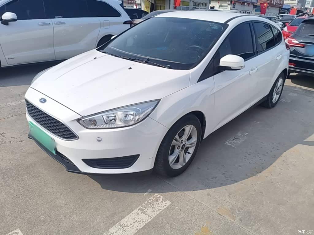 2018 Ford Focus Hatchback Classic 1.6L Automatic Comfort Smart Edition, фото 2, лот 11212707