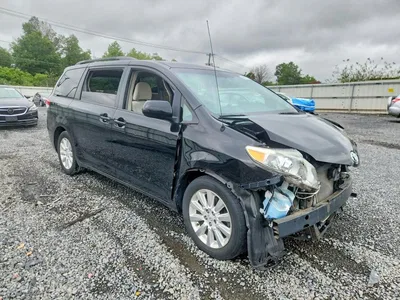 2012 TOYOTA SIENNA LE, фото 4, лот 10550775