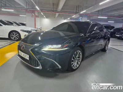 2019 Lexus ES 300h Executive, фото 1, лот 10203157