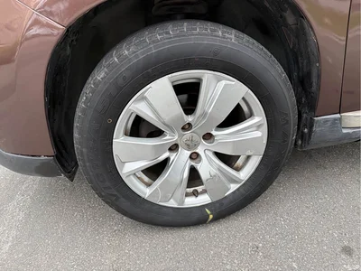 2014 Peugeot 2008, фото 4, лот 10243827
