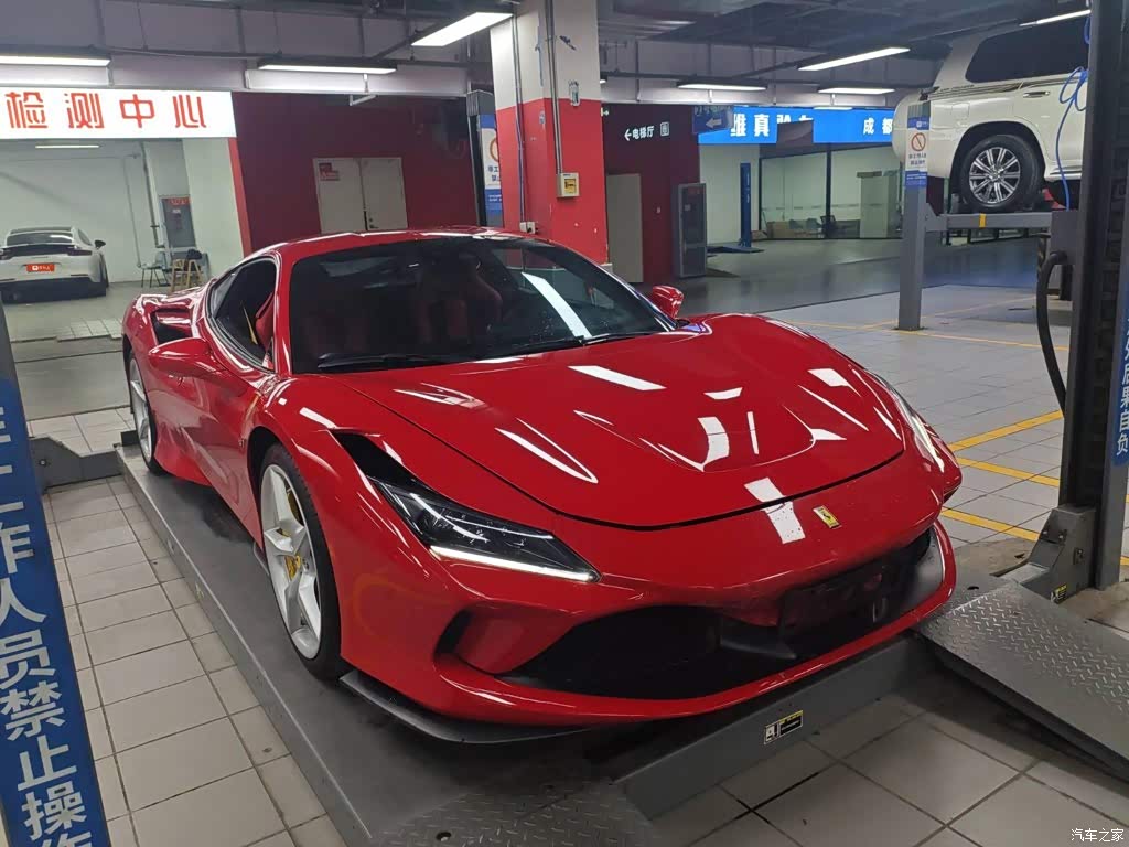 2019 Ferrari F8 Tributo 3.9T V8, фото 2, лот 10263971